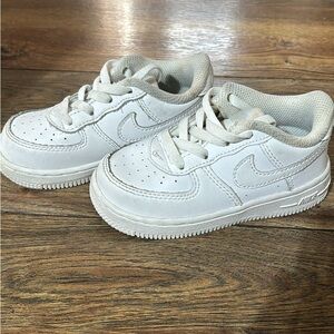Nike White Air Force 1 Sneakers